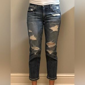 Joe’s jeans, boyfriend fit capris, size 27